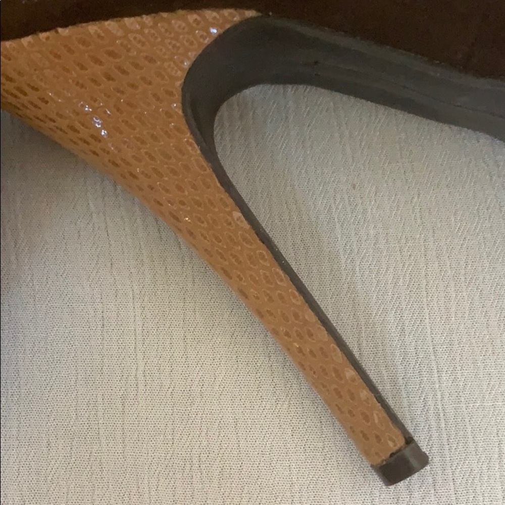 shoes - Picture 5 of 5